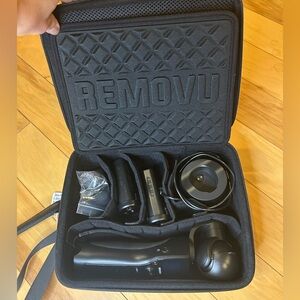 Removu Black Video Camera 3-Axis Gimbal with Carrying Case and extras